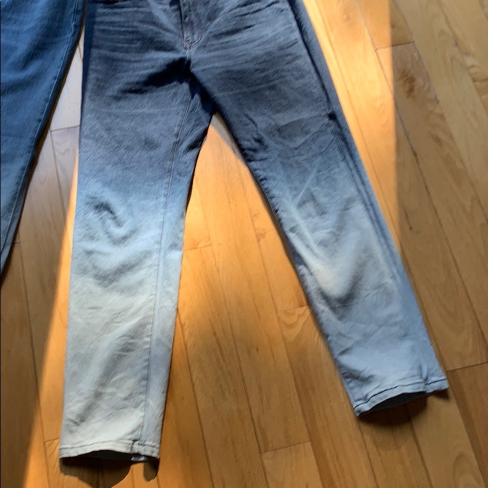DG2 OMBRÉ JEANS in a dark blue-light blue shades